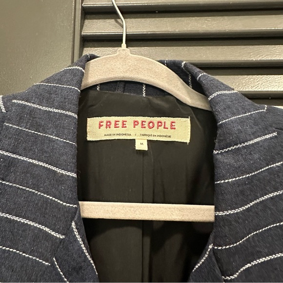 Free People Ashby Double-Breasted Blazer in Navy Pinstripe - Picture 8 of 9